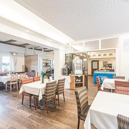 Am Badesee Апартаменты Lassing (Liezen)